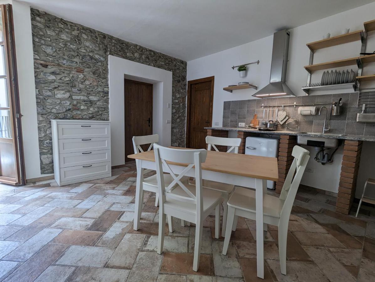 Antica Osteria Apartments Dongo Kültér fotó