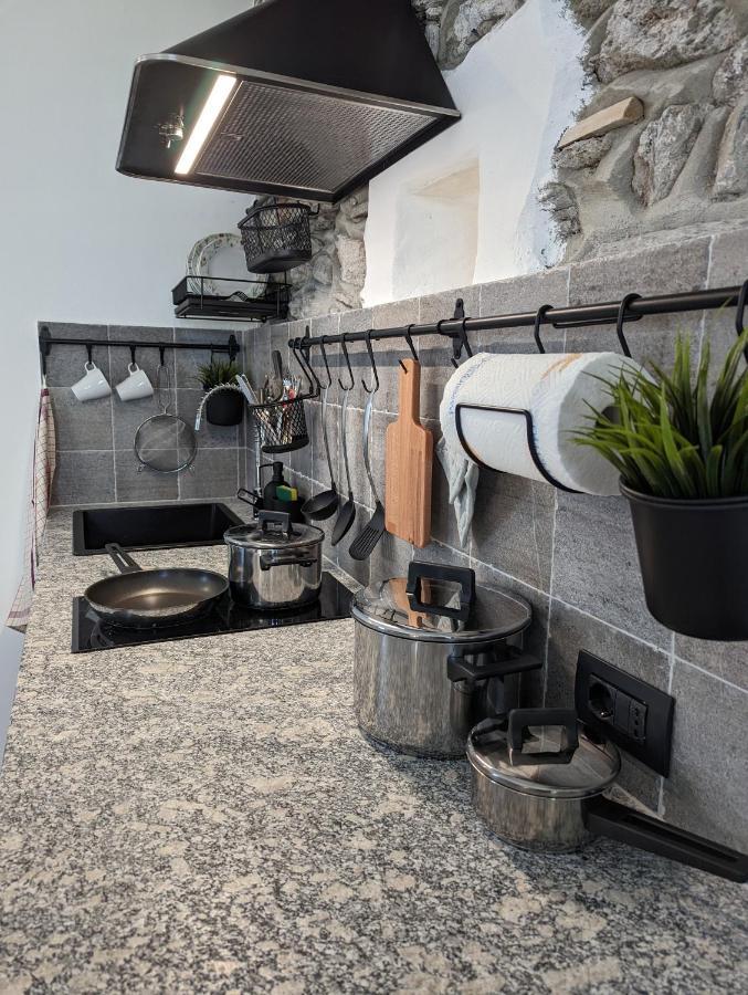 Antica Osteria Apartments Dongo Kültér fotó