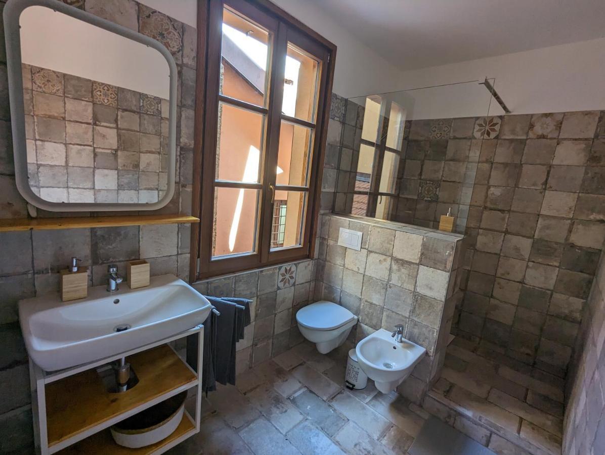 Antica Osteria Apartments Dongo Kültér fotó